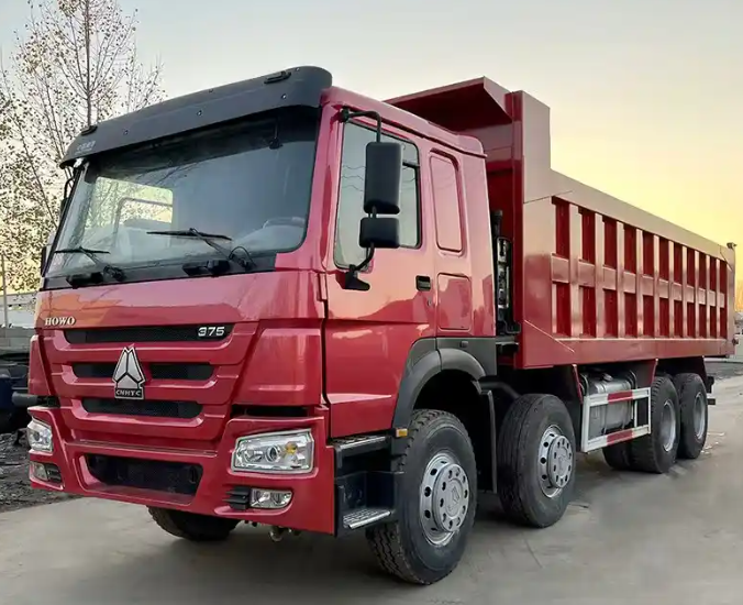 HOWO 8×4 普通自卸车
