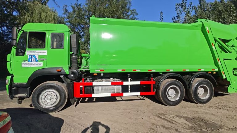 HOWO 道路清洗车