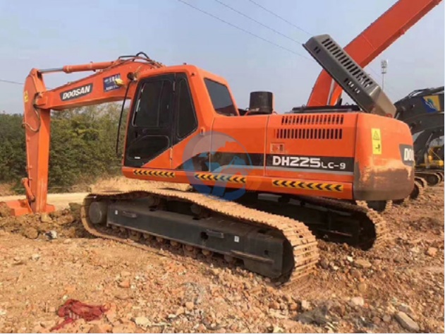 Doosan DH225-9