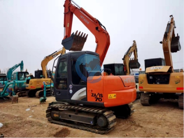 Hitachi ZX70
