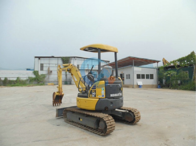 Komatsu PC30MR-2
